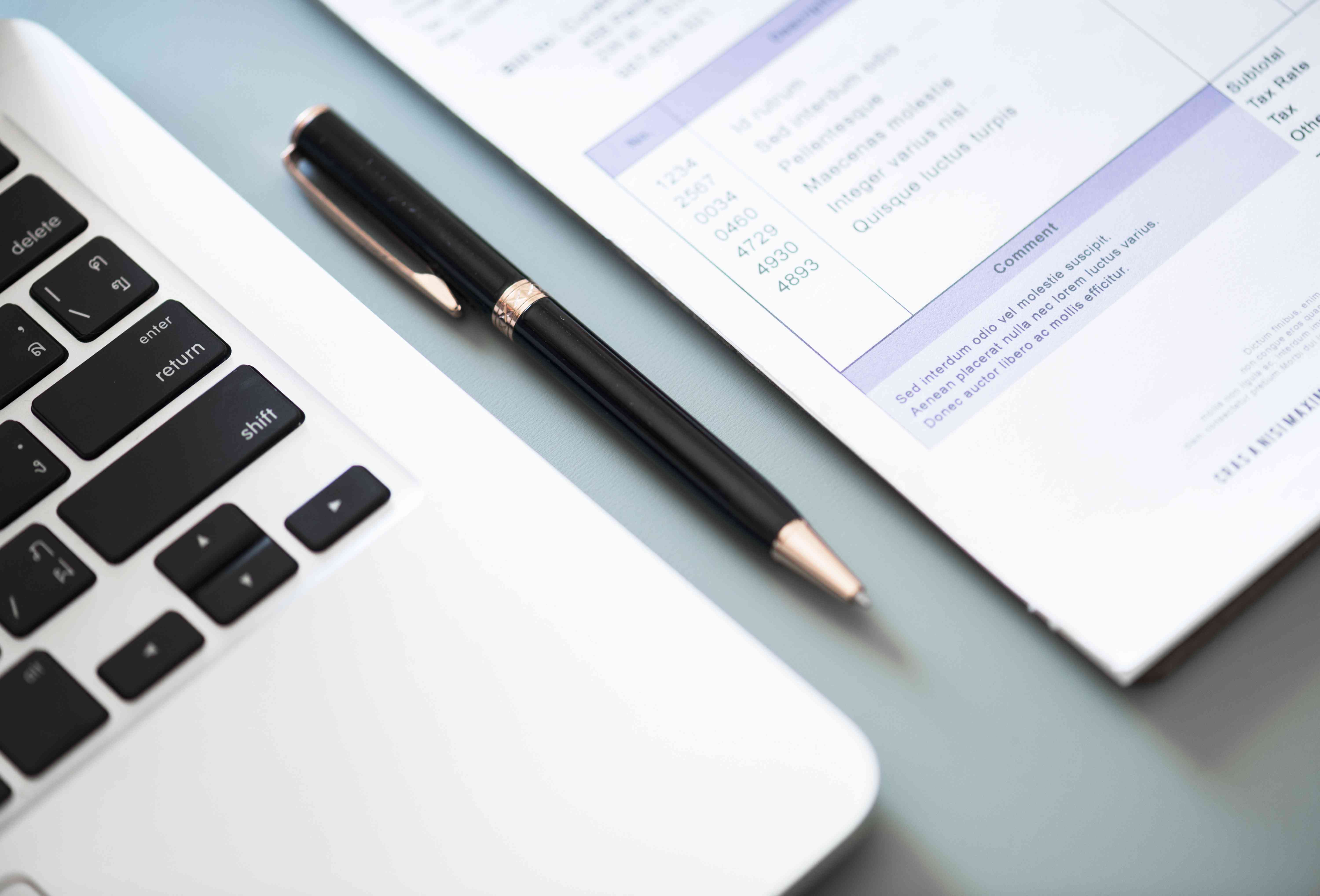 合同文件翻譯公司(合同翻譯公司推薦)(圖1) accounting-application-business-closeup-computer-data-1456503-pxhere.com.jpg